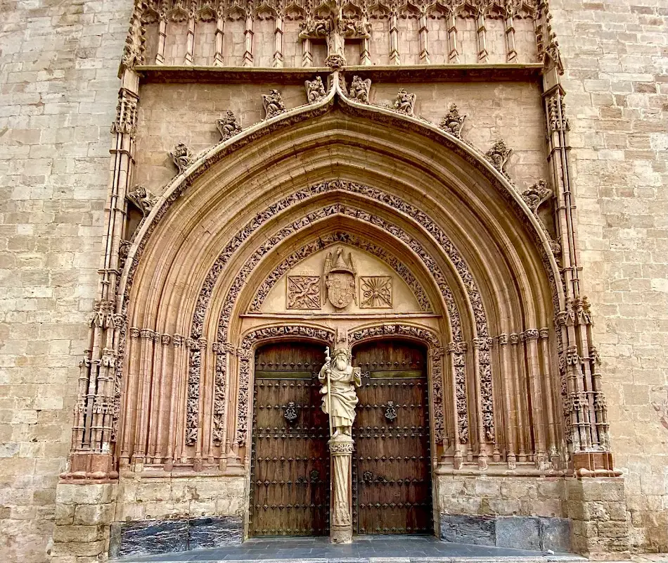 Ориуэла - Исторический центр с церквями и монастырями - Коста-Бланка Ориуэла Путеводители по городам Туризм  - Costa Blanca Space Фото - iglesia-parroquial-de-santiago-apostol-orihuela-1