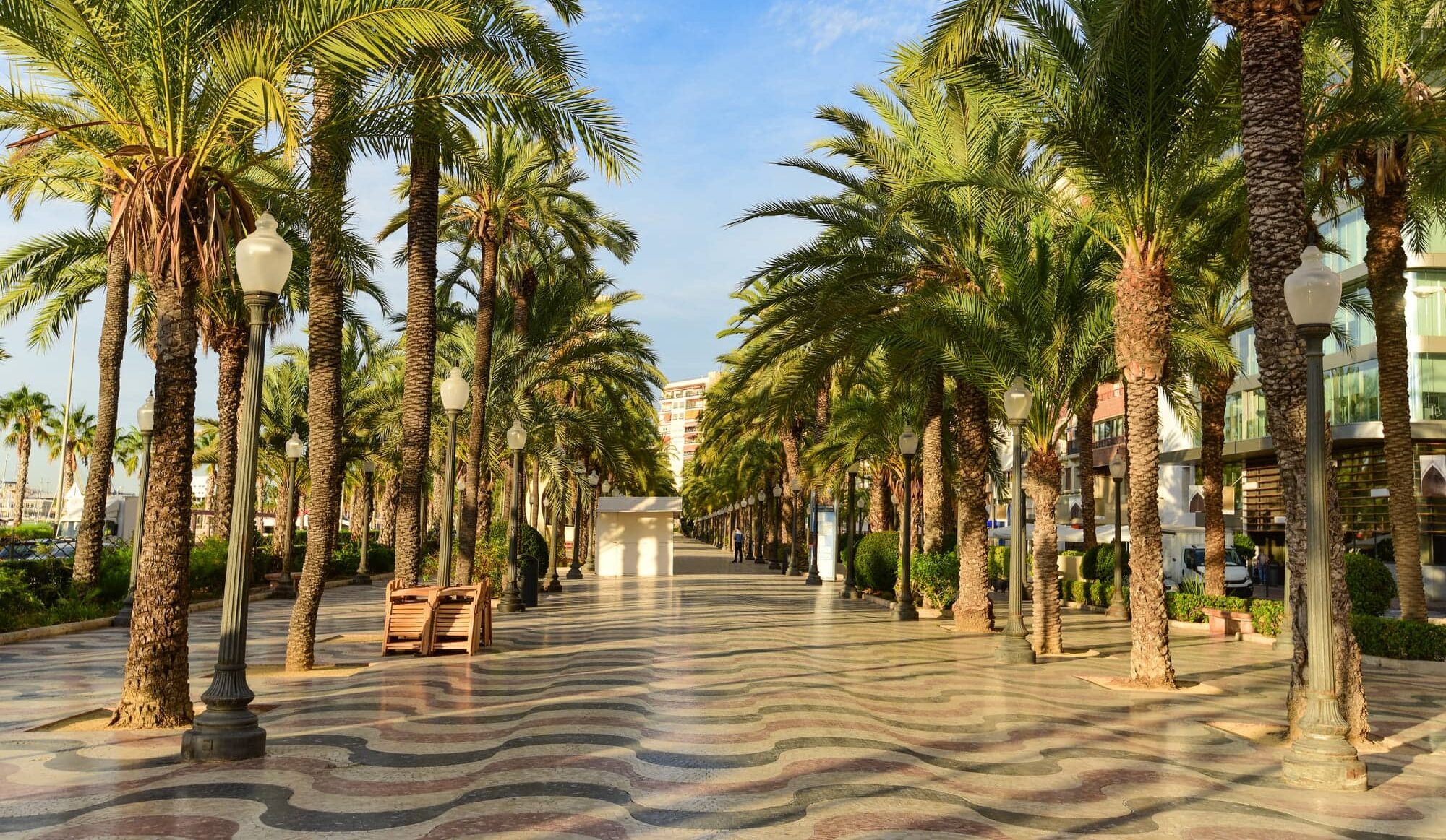 Explanada-de-Espana-e1764842114585 Аликанте за 1 день: гид по главным достопримечательностям