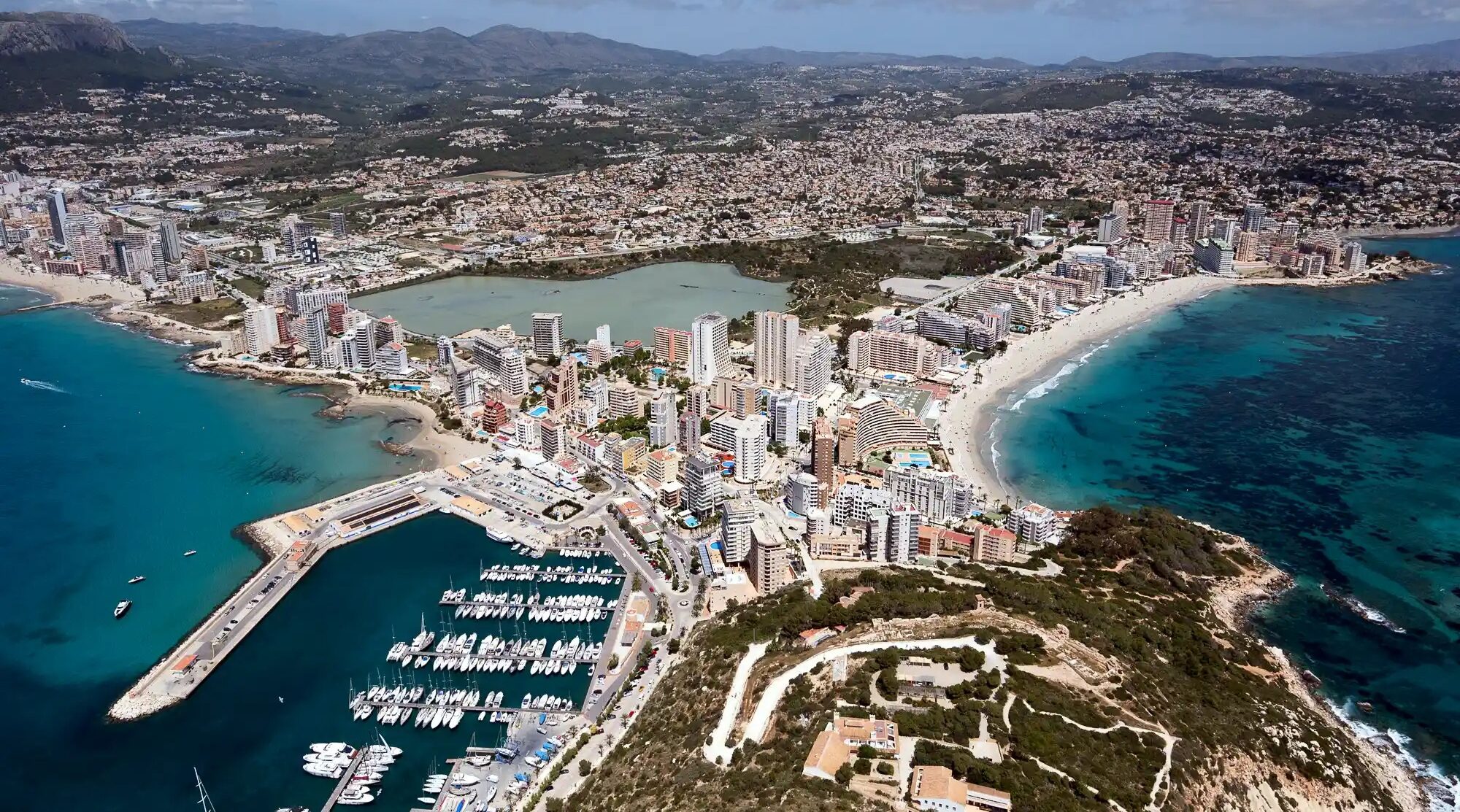 Calpe: The Jewel of Costa Blanca Where Mountains Meet the Sea - Calpe City Guides Costa Blanca El Albir Tourism & Places  - Costa Blanca Space Фото - Penon-Ilfach-Calpe-e1764854924158