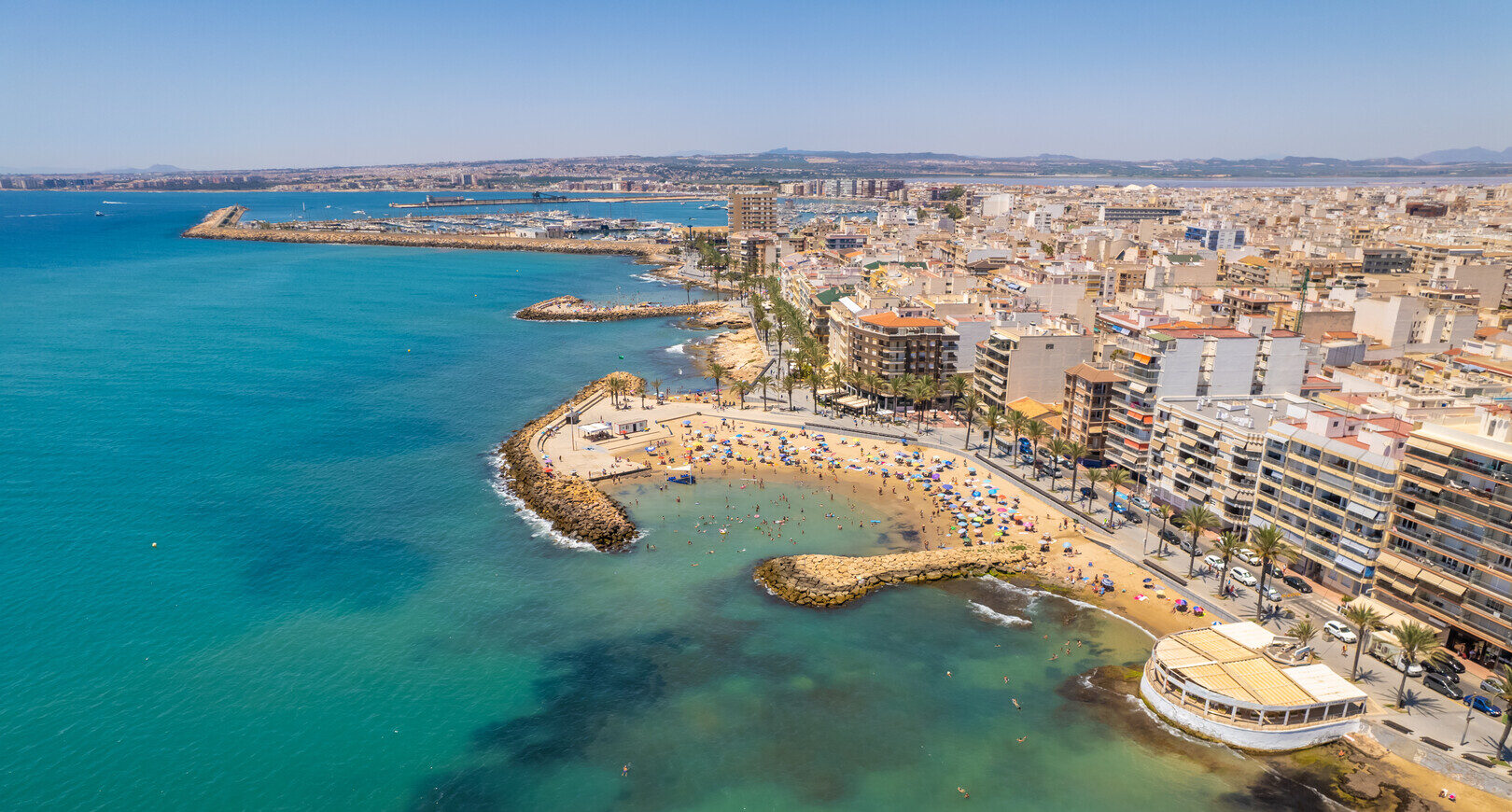 Piscinas-Naturales-e1764871193817 Торревьеха: лучшие активности и пляжи для всей семьи