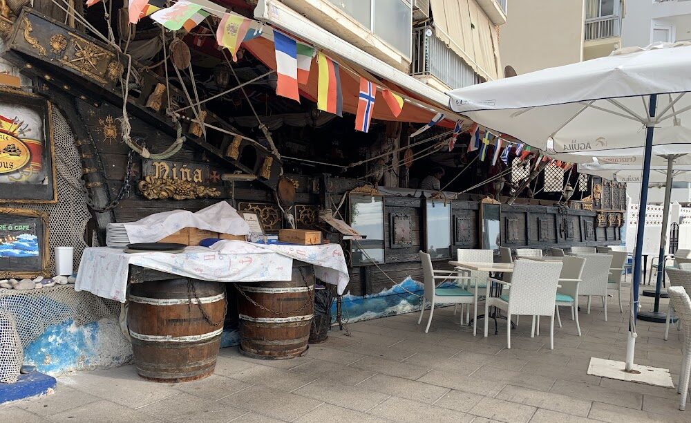 Лучшие рестораны Коста-Бланка с потрясающим видом - Аликанте Альтеа Гастрономия Дения Коста-Бланка Лучшие места / подборки Торевьеха Хавеа  - Costa Blanca Space Фото - Restaurante-Columbus-1492-e1765134305364