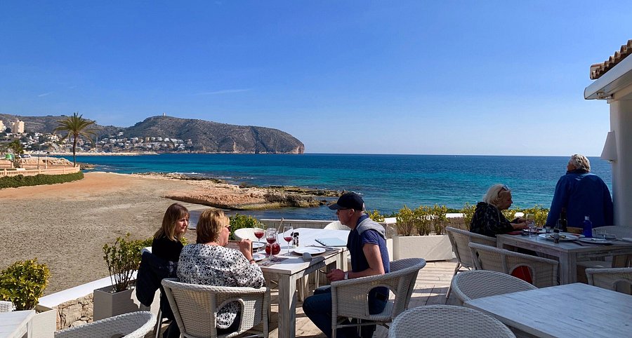 Морейра: секретные рестораны и бары для туристов - Гайды по городам Гастрономия Морейра  - Costa Blanca Space Фото - Restaurante-El-Chamizo