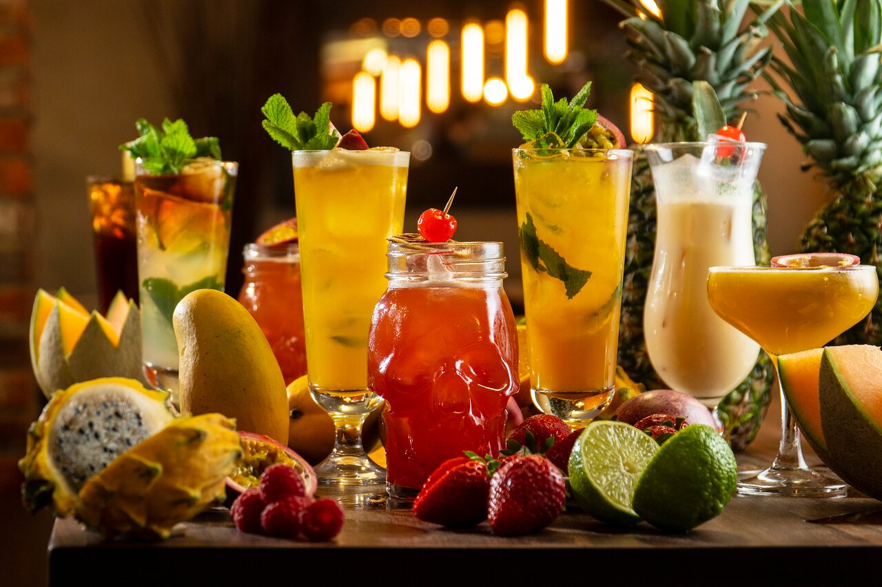 Ориуэла: вкусные места для обеда и ужина - Гайды по городам Гастрономия Ориуэла  - Costa Blanca Space Фото - banana-tree-cocktails