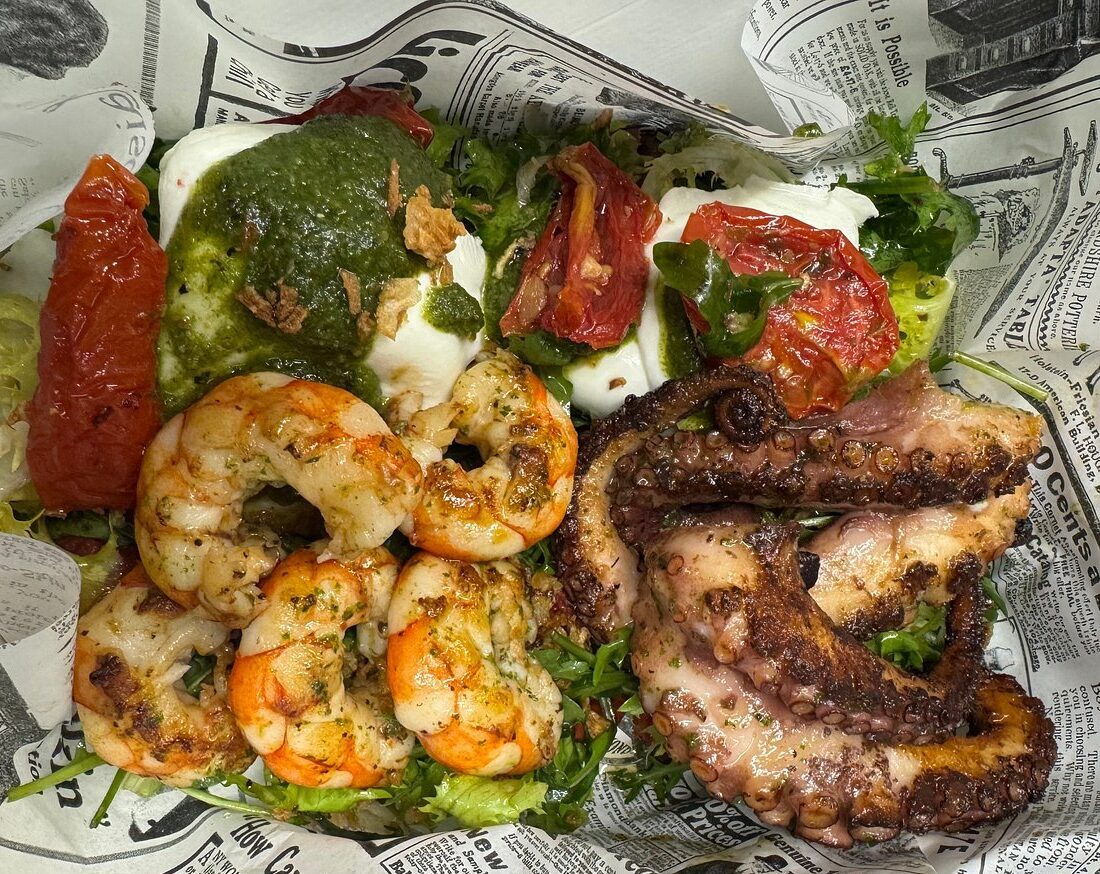 Дения: где попробовать лучшие рыбные блюда - Гайды по городам Гастрономия - bar-cebolla-denia-fried-seafood-rotated-e1766521089289 Дения: где попробовать лучшие рыбные блюда - Гайды по городам Гастрономия - Costa Blanca Space Фото - bar-cebolla-denia-fried-seafood-rotated-e1766521089289