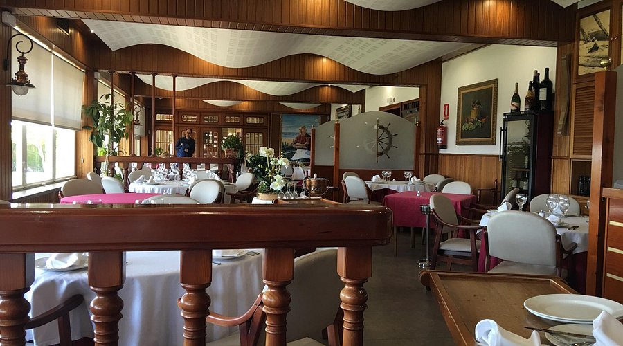 Рыбные рестораны Коста-Бланка: свежайшая рыба и морепродукты - Гастрономия Лучшие места / подборки  - Costa Blanca Space Фото - batiste-santa-pola-interior-hall