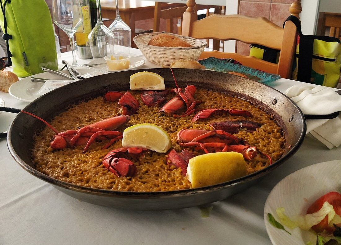 Кальпе: рестораны, бары и морепродукты - Гайды по городам Гастрономия Кальпе  - Costa Blanca Space Фото - baydal-calpe-arroz-e1766233546126