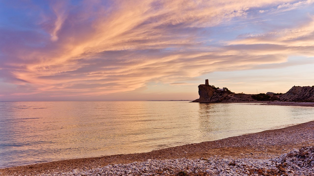 Дикие пляжи Коста-Бланка: секретные уголки для уединения - Альтеа Вильяхойоса Кальпе Коста-Бланка Морейра Пляжи Туризм Хавеа Эль-Кампельо  - Costa Blanca Space Фото - cala-xarco-wild