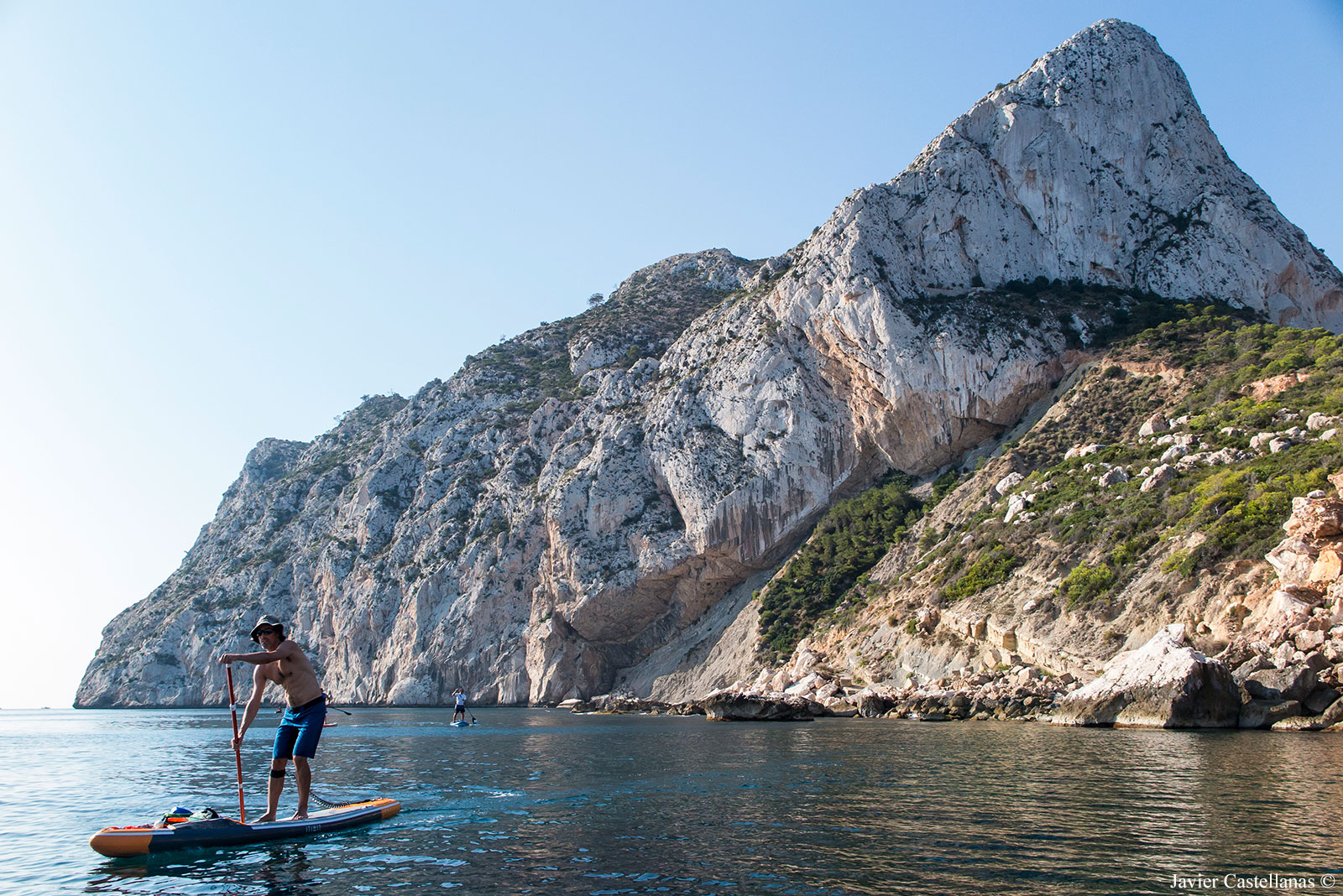 Водные виды спорта на Коста-Бланка: каяки, серфинг и виндсерфинг - Активности Аликанте Альтеа Вильяхойоса Кальпе Коста-Бланка Санта-Пола Торевьеха Туризм Хавеа  - Costa Blanca Space Фото - calpe-ifach-sup