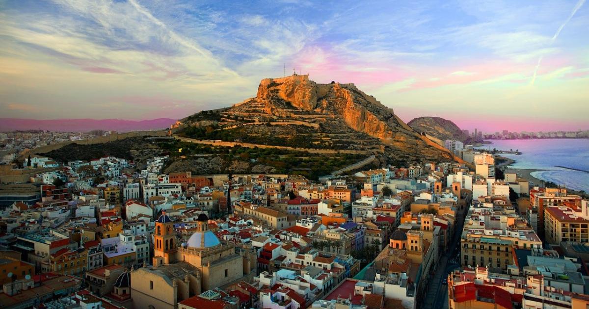 Alicante in 1 Day: A Guide to the Main Attractions - Alicante City Guides Itineraries & Routes Tourism & Places  - Costa Blanca Space Фото - castillo-santa-barbara