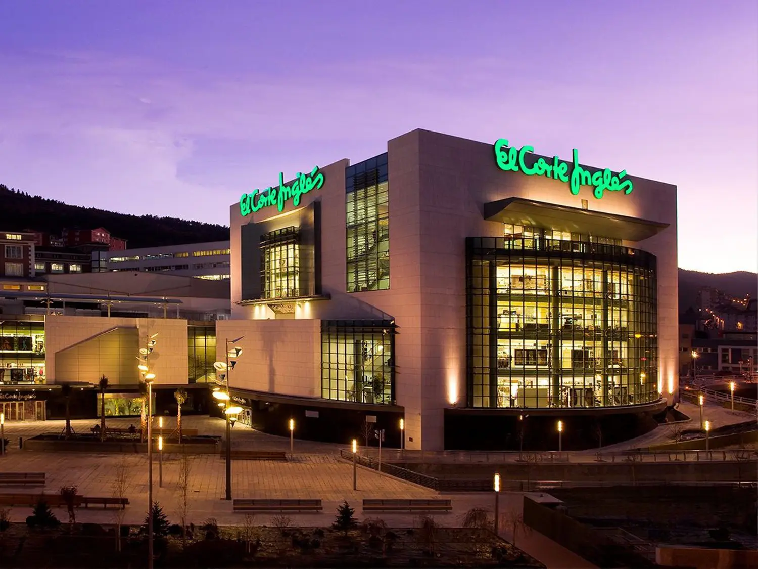 El Corte Inglés в Испании и на Коста-Бланка — магазины, отделы, шопинг-гайд