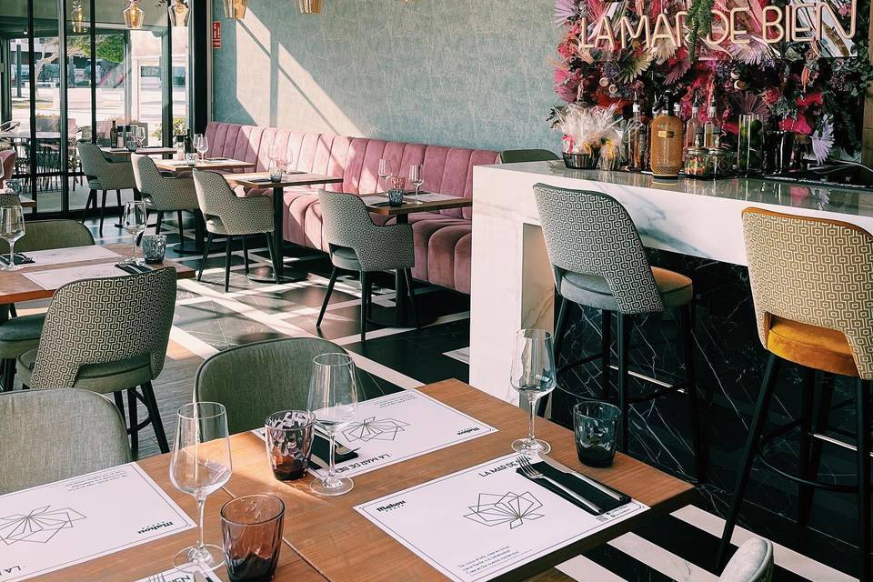 Рыбные рестораны Коста-Бланка: свежайшая рыба и морепродукты - Гастрономия Лучшие места / подборки  - Costa Blanca Space Фото - la-mar-de-bien-torrevieja-interior