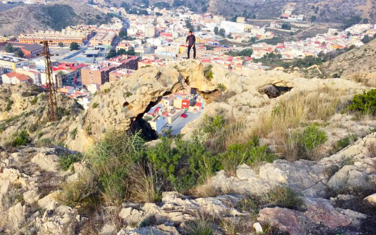 Ориуэла: исторический центр и современные достопримечательности - Ориуэла Путеводители по городам Туризм - mirador-monte-san-miguel-orihuela Ориуэла: исторический центр и современные достопримечательности - Ориуэла Путеводители по городам Туризм - Costa Blanca Space Фото - mirador-monte-san-miguel-orihuela