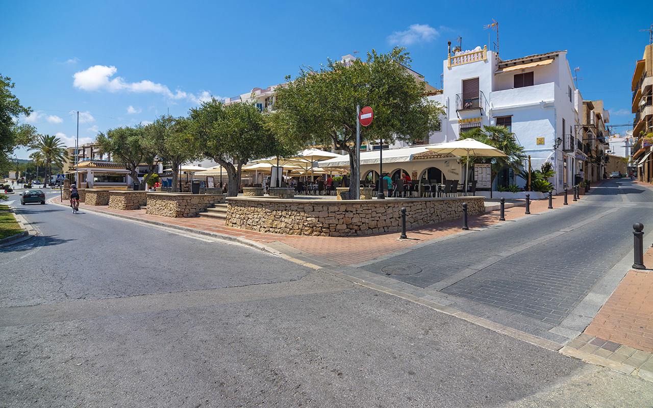 moraira-old-town Морейра: скрытые жемчужины Коста-Бланка