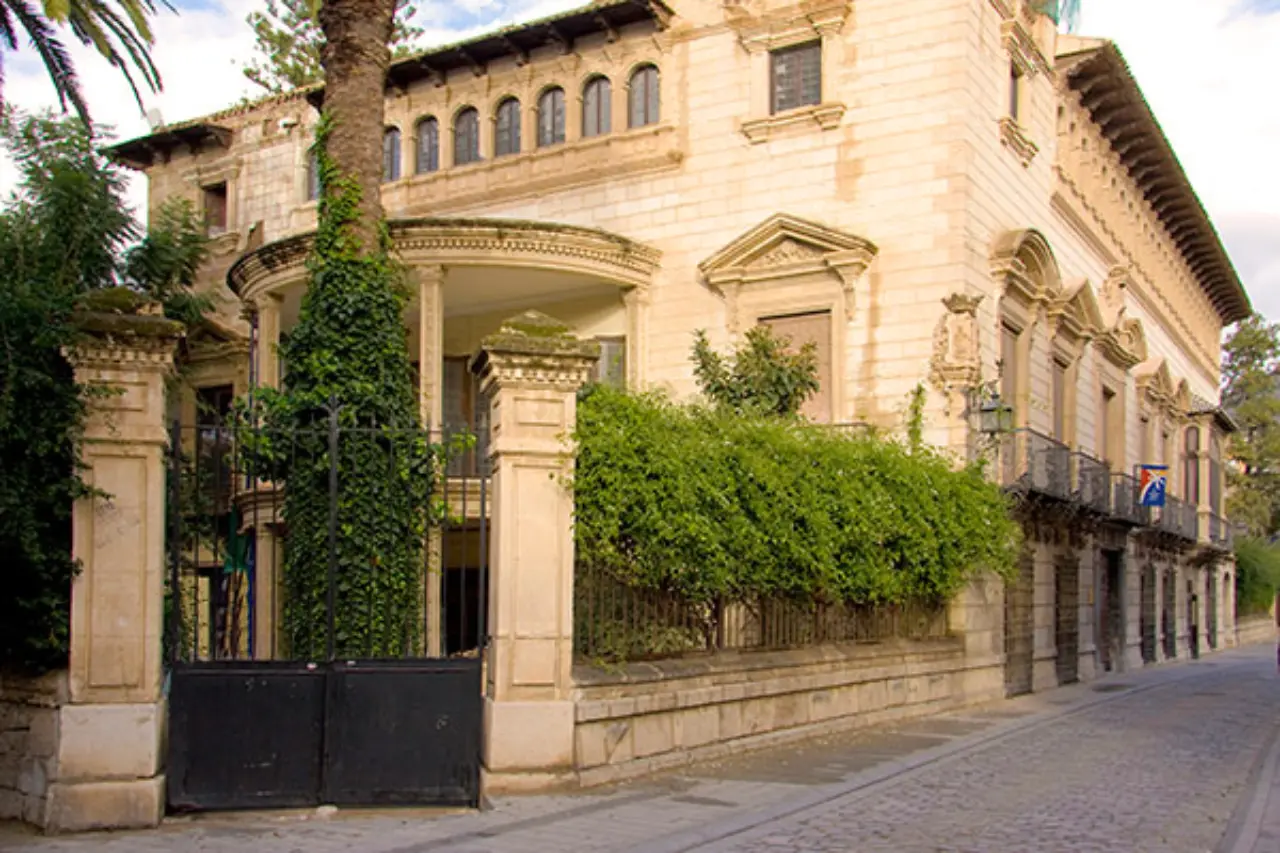 Ориуэла: исторический центр и современные достопримечательности - Ориуэла Путеводители по городам Туризм - palacio-rubalcava-orihuela Ориуэла: исторический центр и современные достопримечательности - Ориуэла Путеводители по городам Туризм - Costa Blanca Space Фото - palacio-rubalcava-orihuela