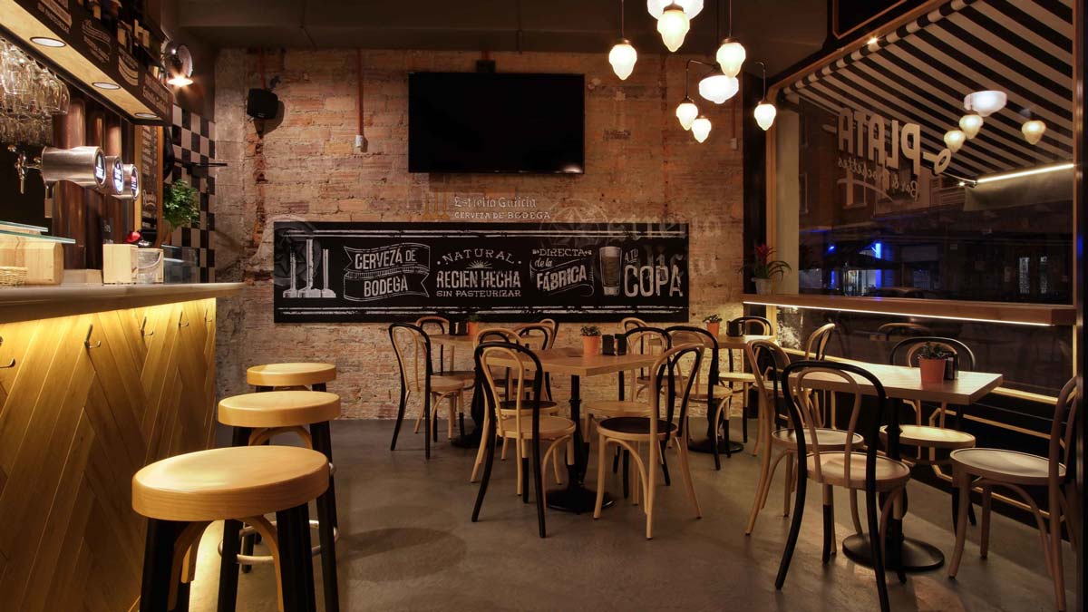 Кальпе: рестораны, бары и морепродукты - Гайды по городам Гастрономия Кальпе  - Costa Blanca Space Фото - palmira-03_Bar_plata-