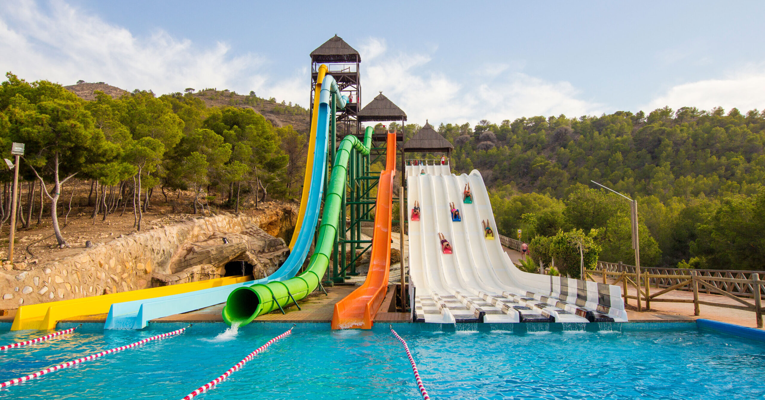 parque-acuatico-scaled-e1764852656813 Бенидорм: что посмотреть и куда сходить