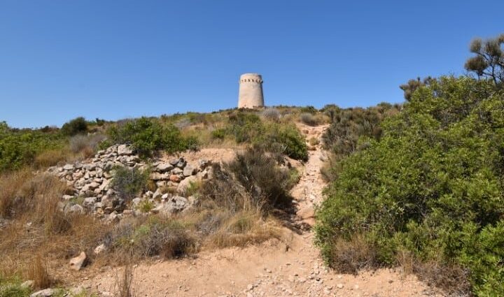 Пешие маршруты для начинающих и опытных туристов - Маршруты Туризм  - Costa Blanca Space Фото - ruta-capdor-e1765018548798