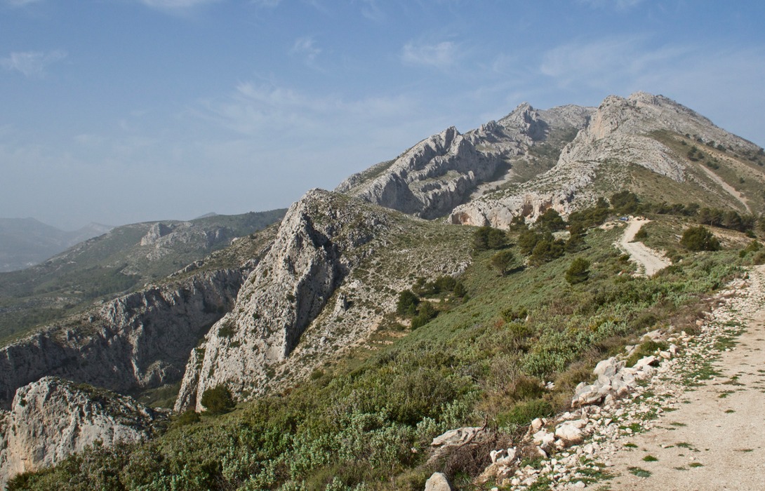 Пешие маршруты для начинающих и опытных туристов - Маршруты Туризм  - Costa Blanca Space Фото - serrella-route