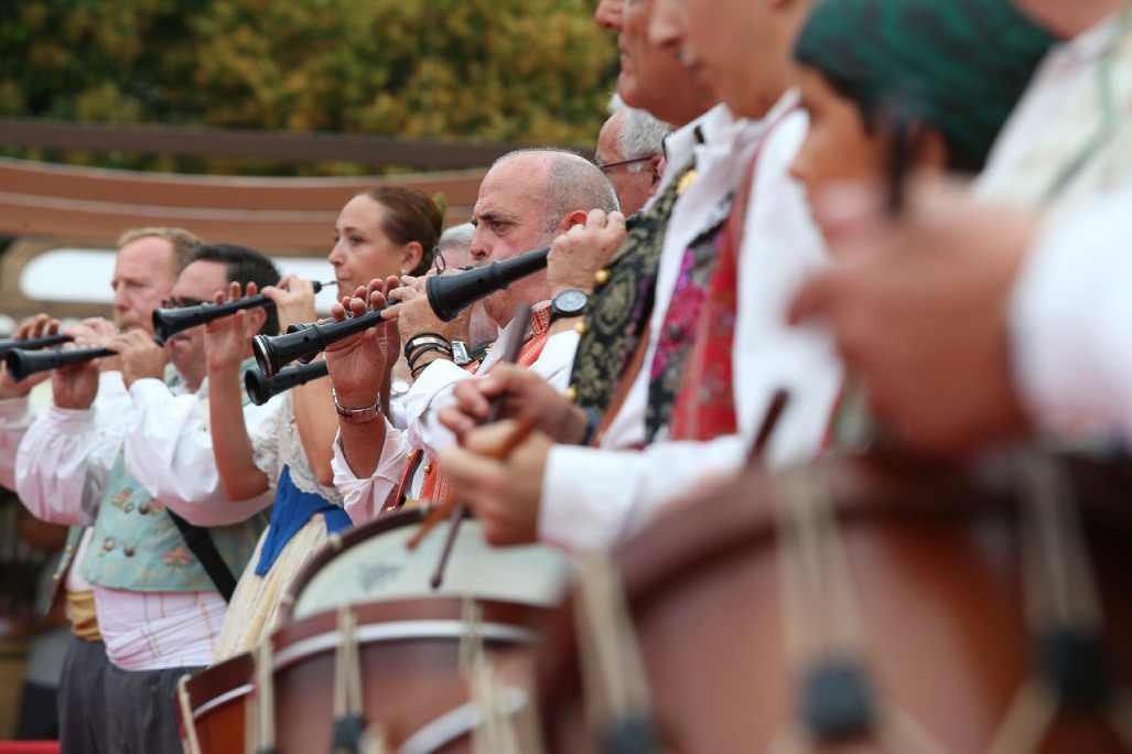 Мелодии Коста-Бланки: народная музыка и местные традиции - Коста-Бланка  - Costa Blanca Space Фото - tabaleters_y_dulzainers_g