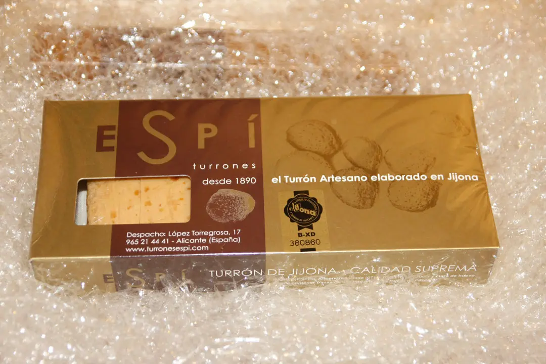 Гастрономический гид по Аликанте: рестораны и местные деликатесы - Аликанте Гайды по городам Гастрономия - turron-jijona-turrones-espi Гастрономический гид по Аликанте: рестораны и местные деликатесы - Аликанте Гайды по городам Гастрономия - Costa Blanca Space Фото - turron-jijona-turrones-espi